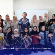 Kaprodi PBI UAD Bekali Calon Alumni Jelang Wisuda